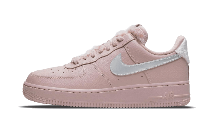 Air Force 1 Low Pink Sherpa - DO6724-601