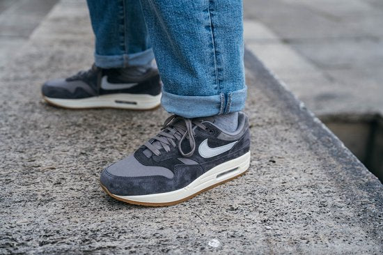 Nike Air Max 1
Crepe Soft Grey