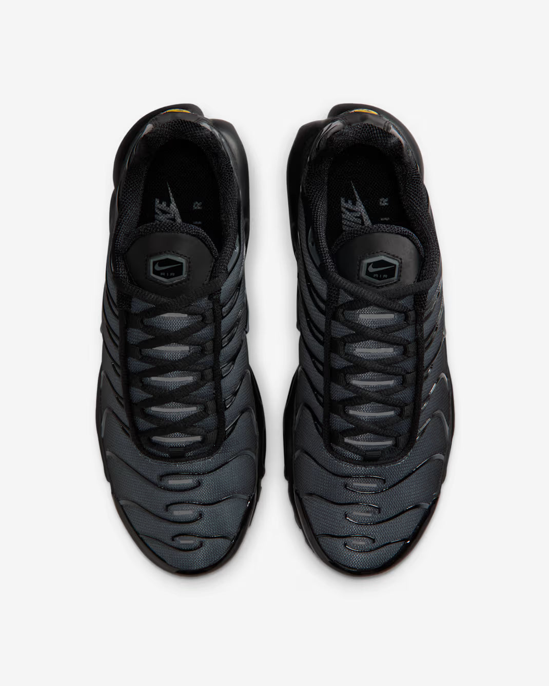 Nike Air Max Plus
Black Anthracite Sail