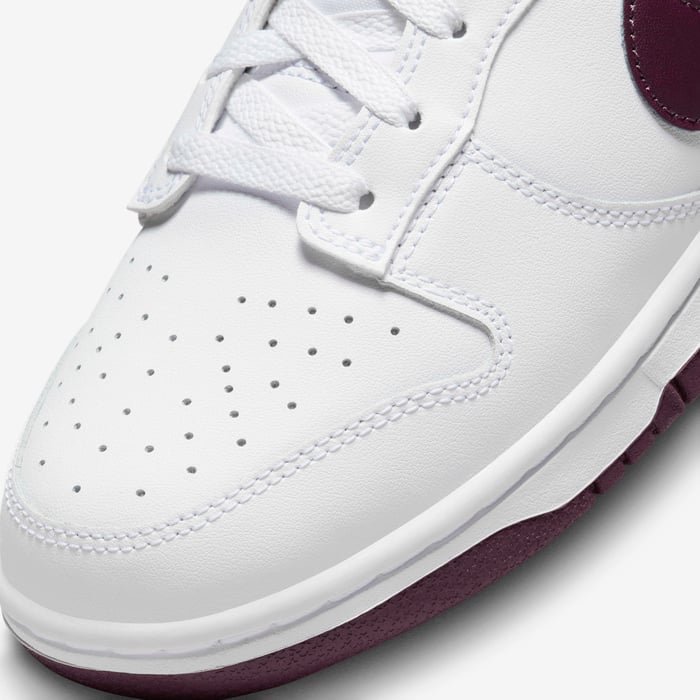 Nike Dunk Low Retro
White Night Maroon