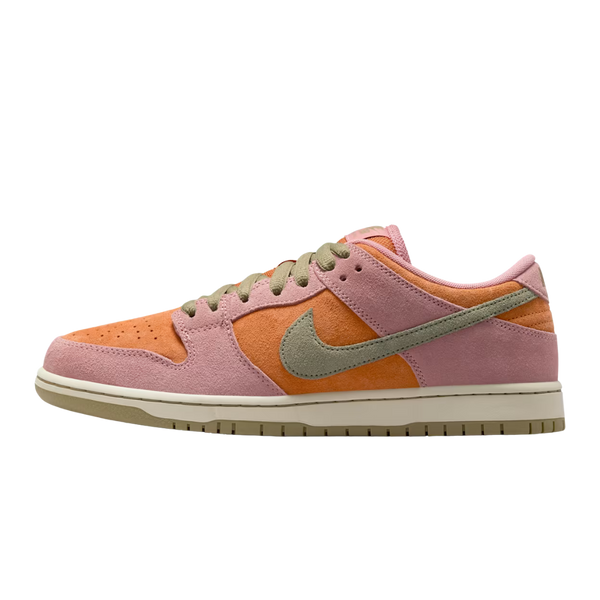 Nike SB Dunk Low Red Stardust