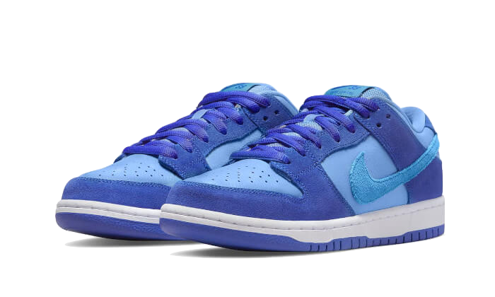 SB Dunk Low Blue Raspberry - DM0807-400