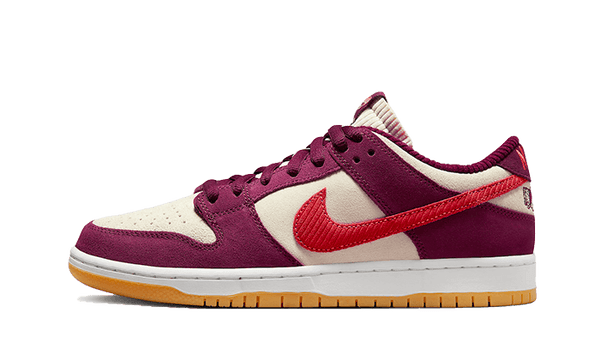 SB Dunk Low Skate Like A Girl Bordeaux - DX4589-600