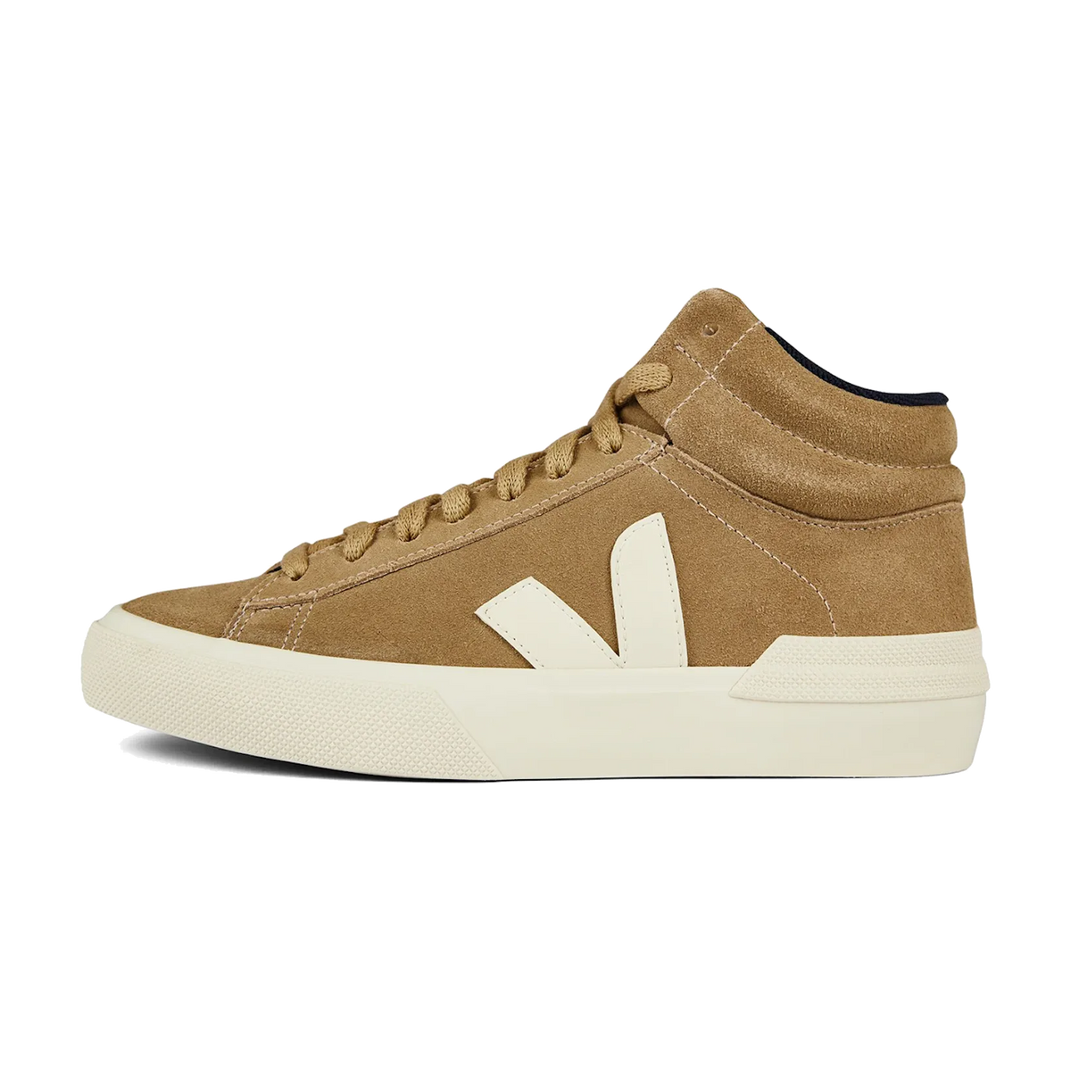 Veja Minotaur Suede Dune Pierre zijaanzicht, hoge suède sneaker in beige met wit V-logo en crème zool
