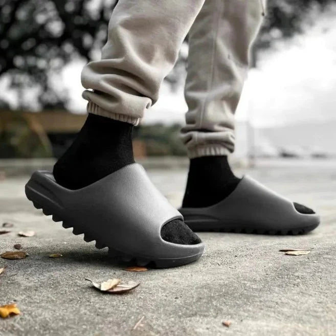 Adidas Yeezy Slide Dark Onyx
