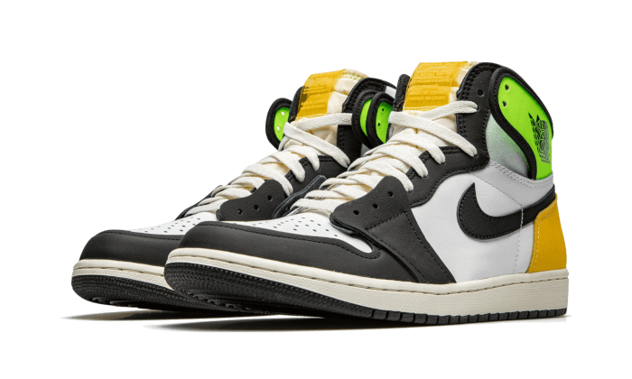 Air Jordan 1 Retro High OG Volt Gold - 555088-118