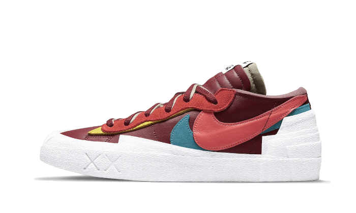 Blazer Low Sacai Kaws Team Red - DM7901-600