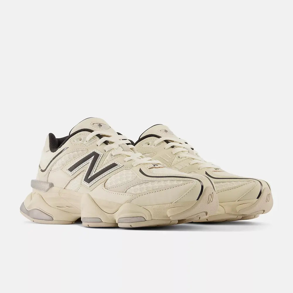 New balance best sale black silver