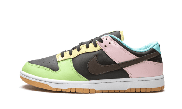 Dunk Low SE Free 99 Black - DH0952-001 / CZ2496-001
