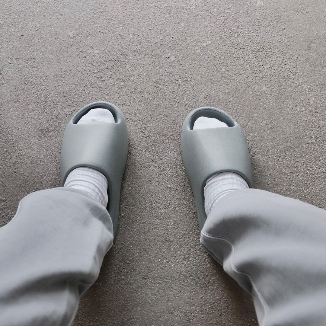 Adidas Yeezy Slide Salt