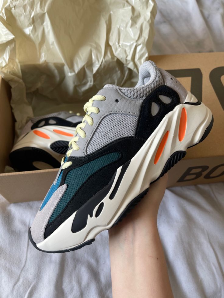 Adidas originals yeezy cheap boost 700 wave runner